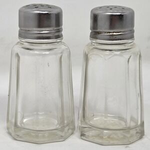 VINTAGE Diner GEMCO Clear Glass Salt & pepper Shakers Stainless Steel Lids